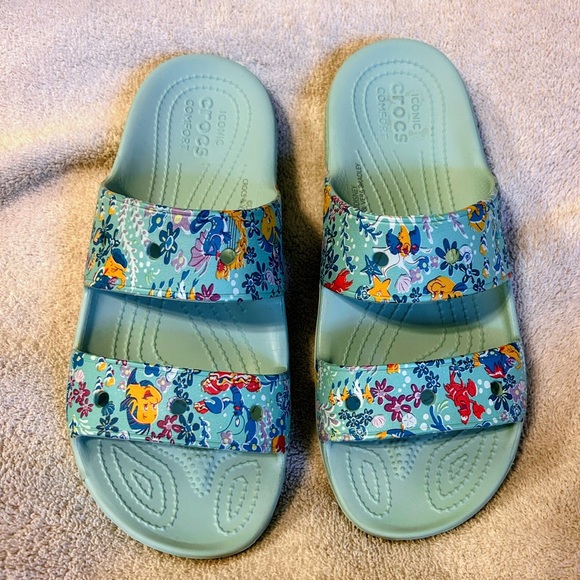 CROCS Shoes - Crocs Disney Little Mermaid slide Sandals Aqua
Women’s Size 9